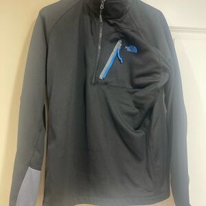 The North Face Men's Black half zip